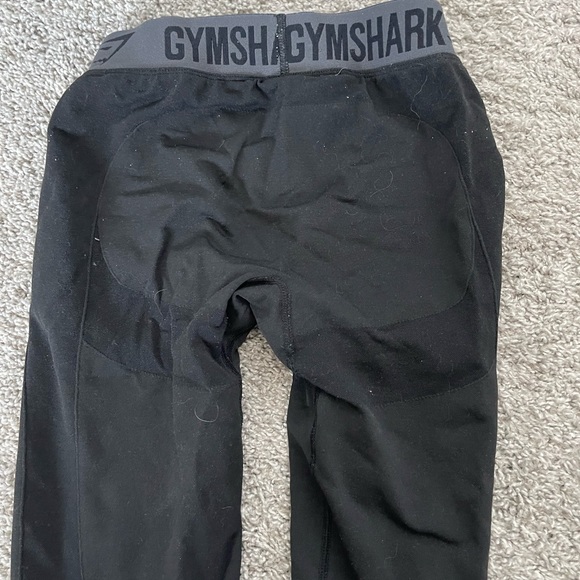 Gymshark black flex crop legging - Picture 2 of 4